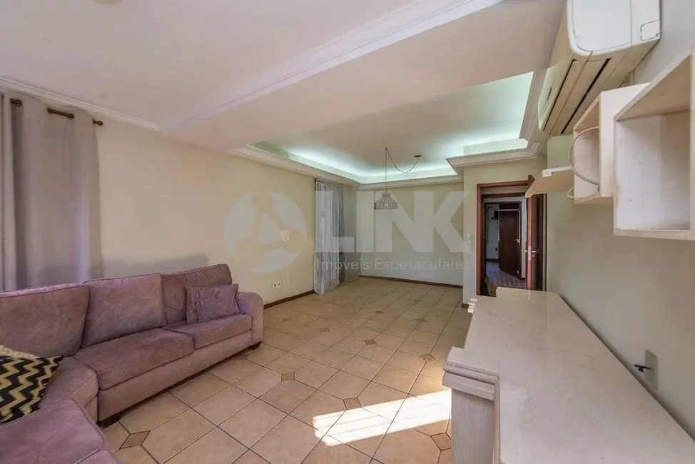 Foto 2 de Casa com 3 quartos à venda, 231m2 em Três Figueiras, Porto Alegre - RS