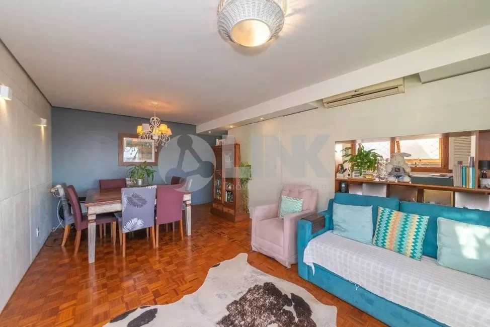 Apartamento com 3 quartos à venda, 96m2 em Higienópolis, Porto Alegre - RS - imagem 3 Foto 3 de Apartamento com 3 quartos à venda, 96m2 em Higienópolis, Porto Alegre - RS