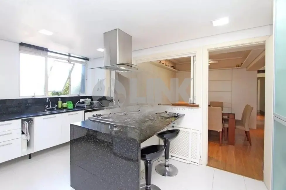 Apartamento com 4 quartos à venda, 191m2 em Boa Vista, Porto Alegre - RS - imagem 4 Foto 4 de Apartamento com 4 quartos à venda, 191m2 em Boa Vista, Porto Alegre - RS