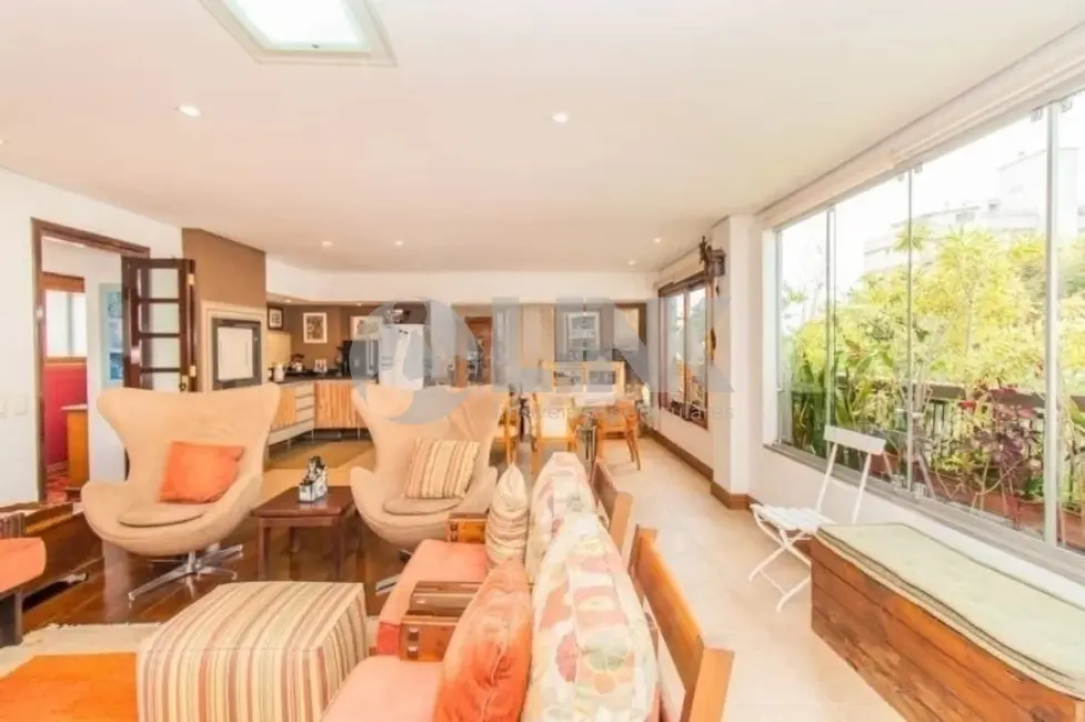 Foto 2 de Apartamento com 3 quartos à venda, 233m2 em Mont Serrat, Porto Alegre - RS