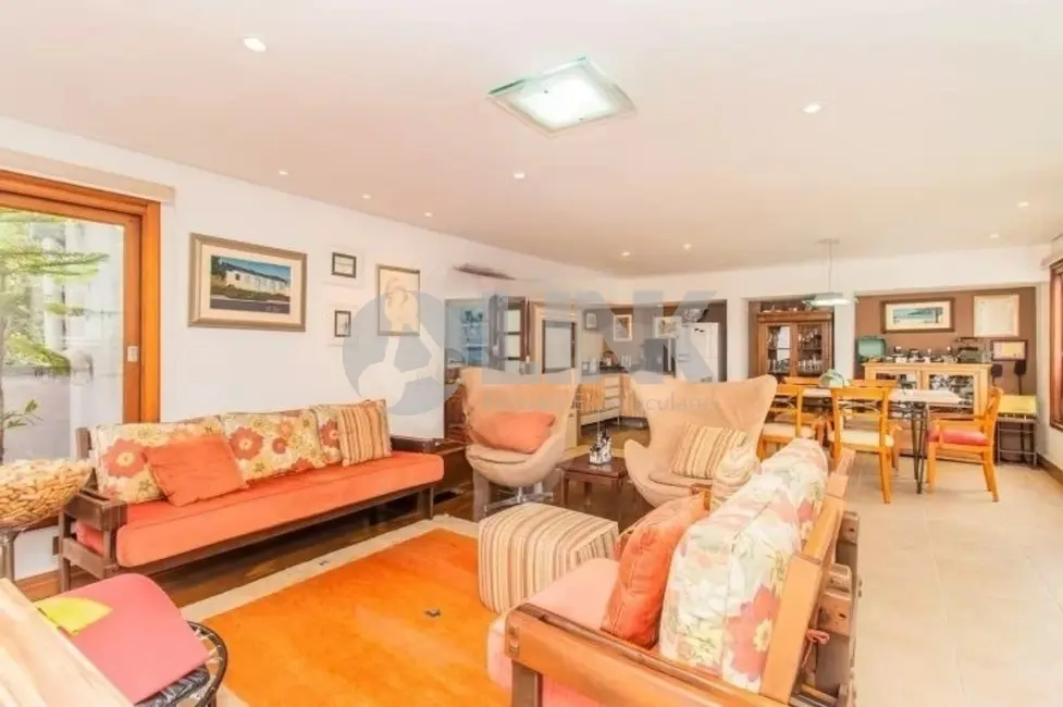 Foto 7 de Apartamento com 3 quartos à venda, 233m2 em Mont Serrat, Porto Alegre - RS