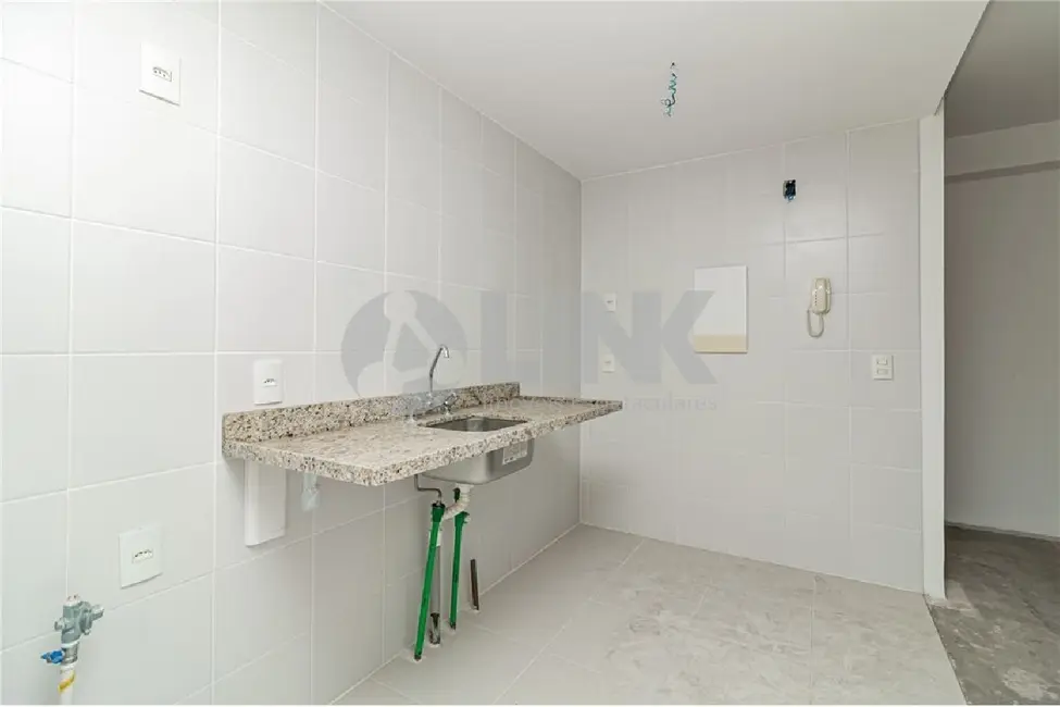 Apartamento com 3 quartos à venda, 82m2 em Passo da Areia, Porto Alegre - RS - imagem 8 Foto 8 de Apartamento com 3 quartos à venda, 82m2 em Passo da Areia, Porto Alegre - RS