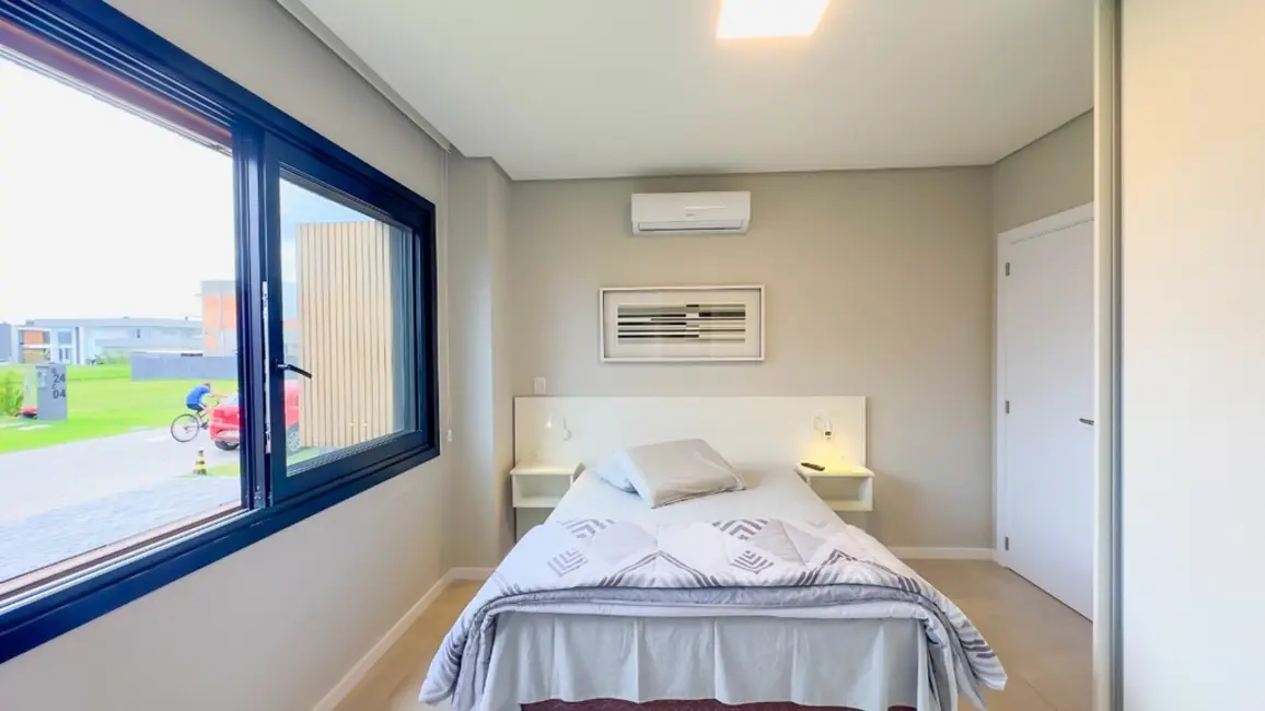 Foto 4 de Casa de Condomínio com 4 quartos à venda, 150m2 em Centro, Xangri-lá - RS