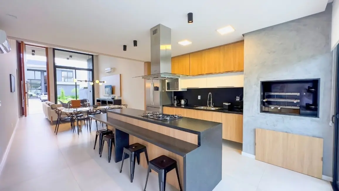 Foto 1 de Casa de Condomínio com 4 quartos à venda, 150m2 em Centro, Xangri-lá - RS