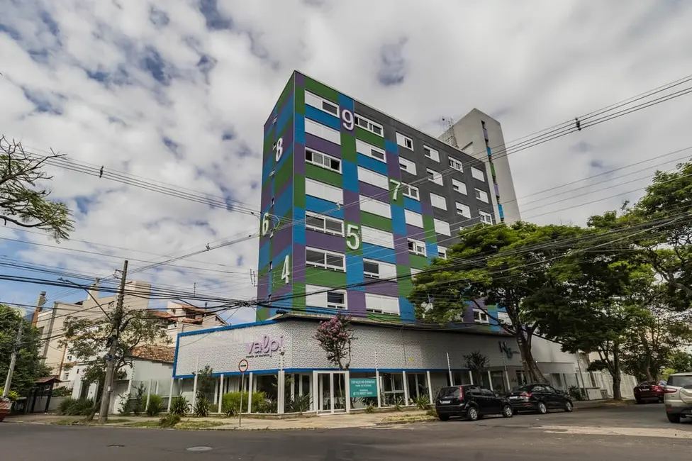 Foto 1 de Apartamento com 1 quarto à venda, 27m2 em Santa Cecília, Porto Alegre - RS