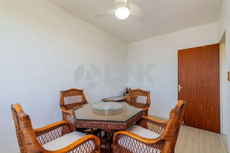Foto 4 de Apartamento com 3 quartos à venda, 65m2 em Santo Antônio, Porto Alegre - RS