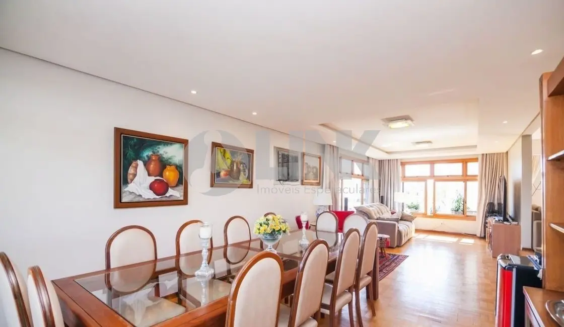 Apartamento com 3 quartos à venda, 232m2 em Bela Vista, Porto Alegre - RS - imagem 8 Foto 8 de Apartamento com 3 quartos à venda, 232m2 em Bela Vista, Porto Alegre - RS