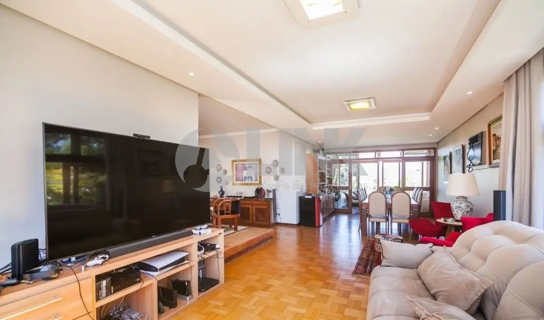 Apartamento com 3 quartos à venda, 232m2 em Bela Vista, Porto Alegre - RS - imagem 6 Foto 6 de Apartamento com 3 quartos à venda, 232m2 em Bela Vista, Porto Alegre - RS