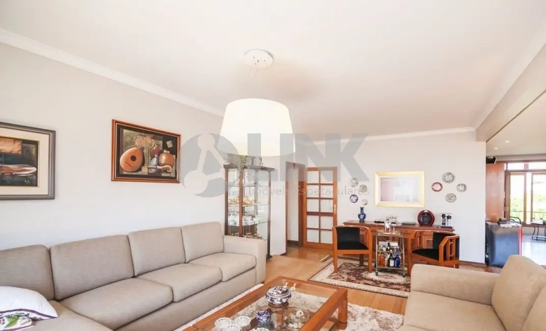 Apartamento com 3 quartos à venda, 232m2 em Bela Vista, Porto Alegre - RS - imagem 4 Foto 4 de Apartamento com 3 quartos à venda, 232m2 em Bela Vista, Porto Alegre - RS