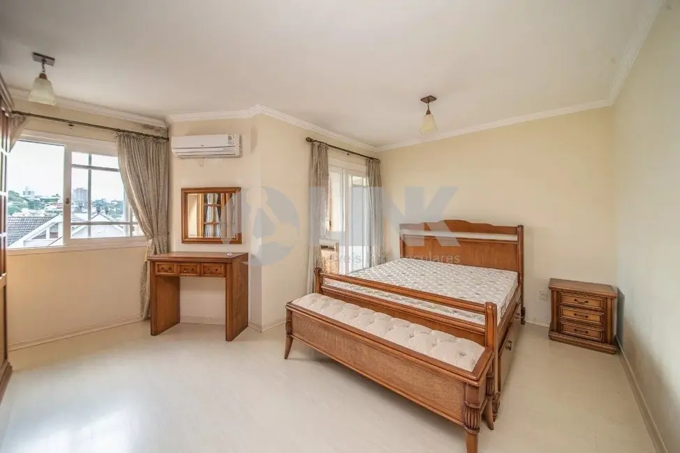 Foto 7 de Casa com 3 quartos à venda, 282m2 em Chácara das Pedras, Porto Alegre - RS