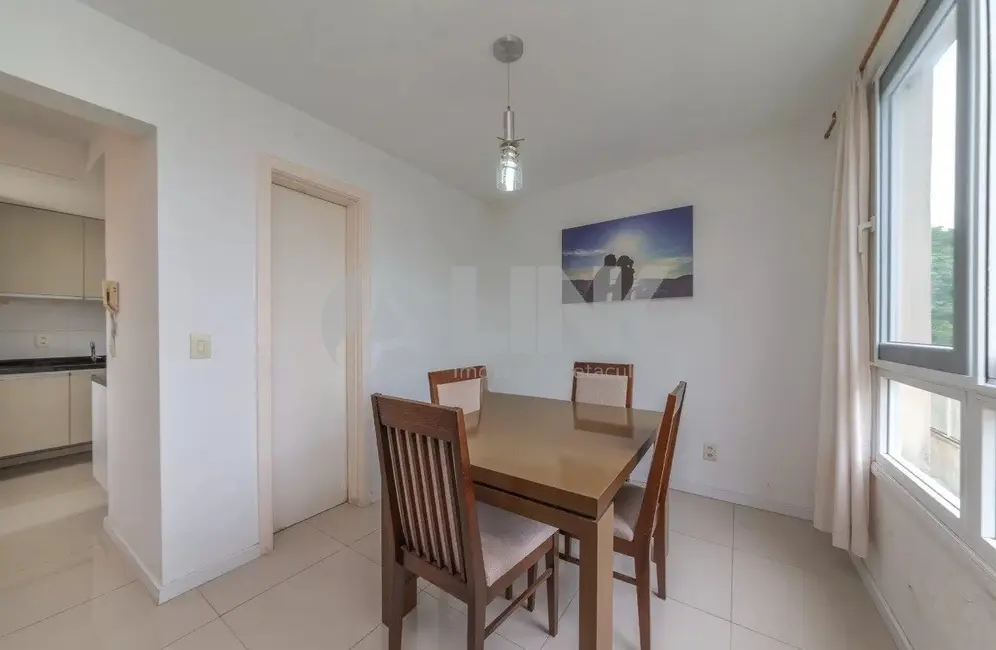 Foto 7 de Casa de Condomínio com 3 quartos à venda, 130m2 em Ipanema, Porto Alegre - RS