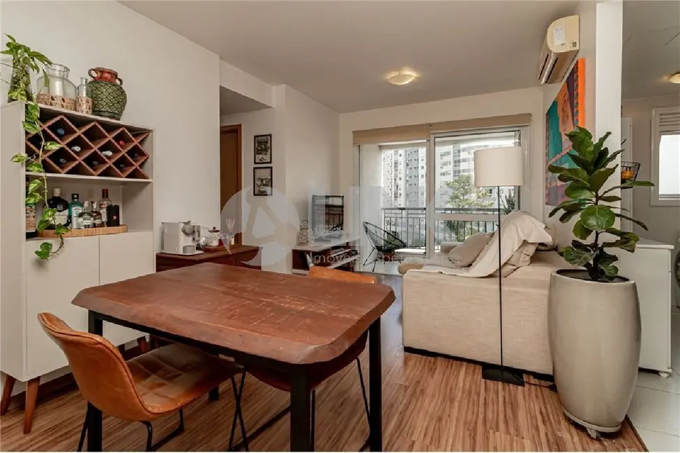 Foto 6 de Apartamento com 2 quartos à venda, 68m2 em Passo da Areia, Porto Alegre - RS