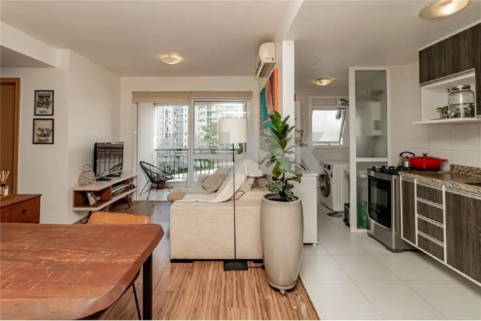 Foto 7 de Apartamento com 2 quartos à venda, 68m2 em Passo da Areia, Porto Alegre - RS