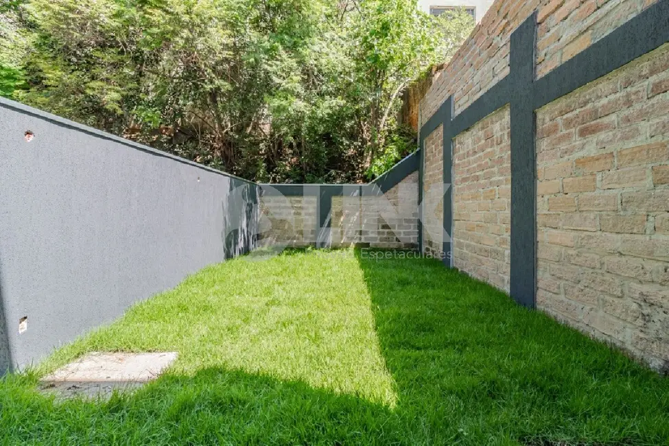 Casa com 3 quartos à venda, 210m2 em Chácara das Pedras, Porto Alegre - RS - imagem 7 Foto 7 de Casa com 3 quartos à venda, 210m2 em Chácara das Pedras, Porto Alegre - RS