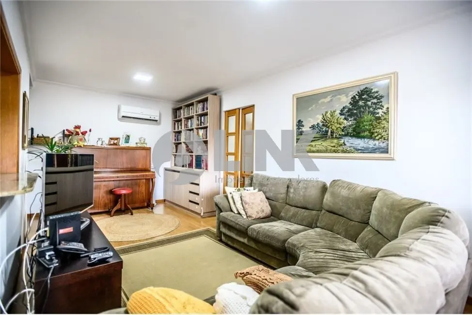 Apartamento com 3 quartos à venda, 96m2 em Cristo Redentor, Porto Alegre - RS - imagem 4 Foto 4 de Apartamento com 3 quartos à venda, 96m2 em Cristo Redentor, Porto Alegre - RS