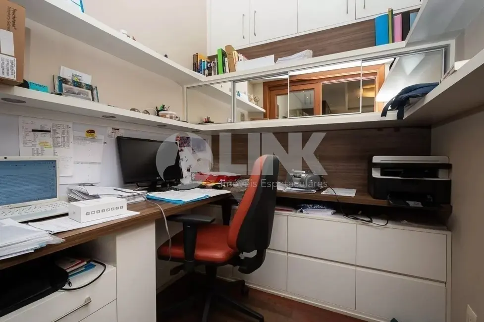 Foto 8 de Apartamento com 3 quartos à venda, 135m2 em Petrópolis, Porto Alegre - RS