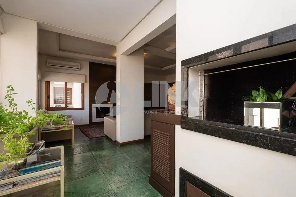 Foto 6 de Apartamento com 3 quartos à venda, 135m2 em Petrópolis, Porto Alegre - RS