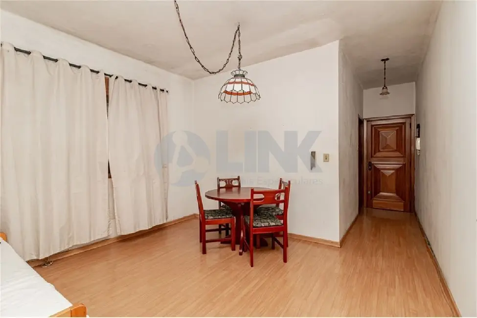 Apartamento com 2 quartos à venda, 73m2 em Centro Histórico, Porto Alegre - RS - imagem 2 Foto 2 de Apartamento com 2 quartos à venda, 73m2 em Centro Histórico, Porto Alegre - RS