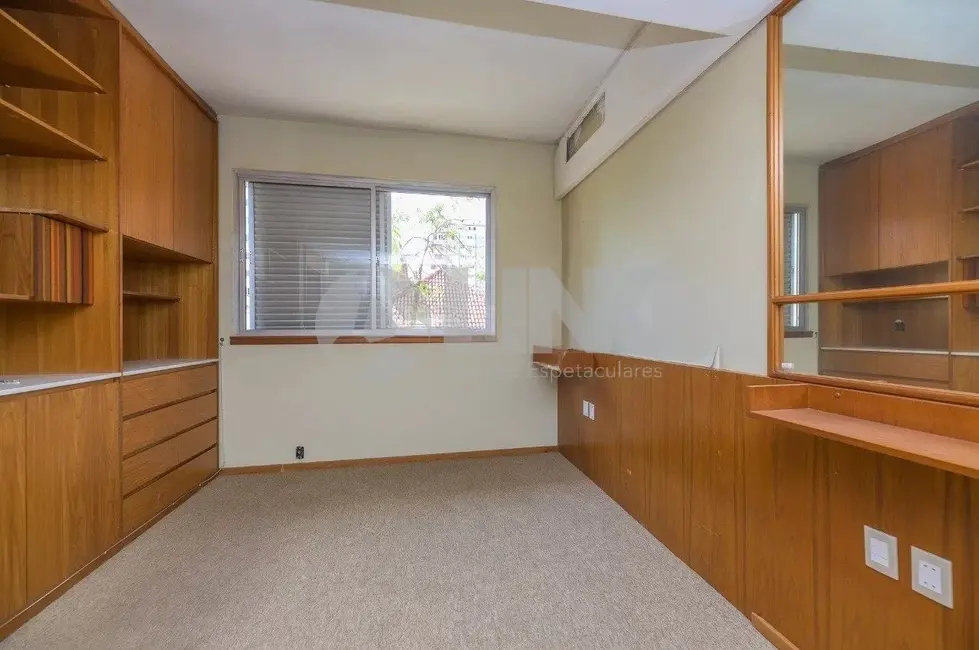 Foto 6 de Casa com 3 quartos à venda, 388m2 em Auxiliadora, Porto Alegre - RS