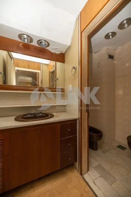 Foto 7 de Casa com 3 quartos à venda, 388m2 em Auxiliadora, Porto Alegre - RS