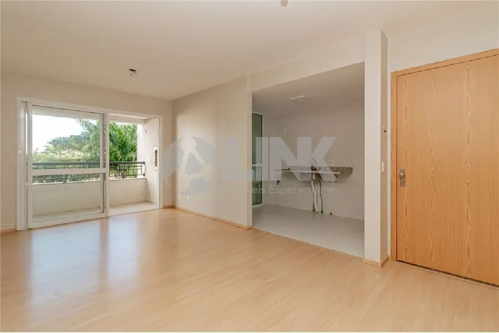 Foto 2 de Apartamento com 3 quartos à venda, 82m2 em Passo da Areia, Porto Alegre - RS