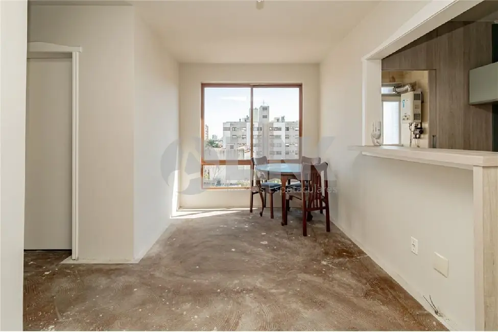 Foto 3 de Apartamento com 2 quartos à venda, 112m2 em Passo da Areia, Porto Alegre - RS