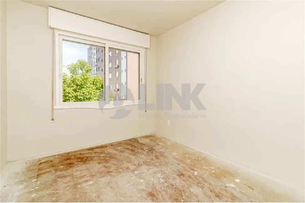 Foto 8 de Apartamento com 2 quartos à venda, 112m2 em Passo da Areia, Porto Alegre - RS