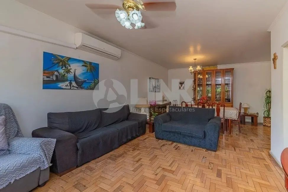 Foto 3 de Casa com 3 quartos à venda, 258m2 em Chácara das Pedras, Porto Alegre - RS