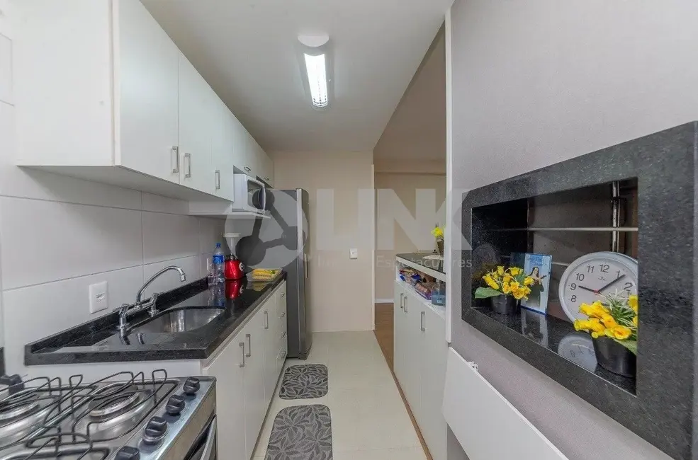 Foto 9 de Apartamento com 3 quartos à venda, 81m2 em Santana, Porto Alegre - RS