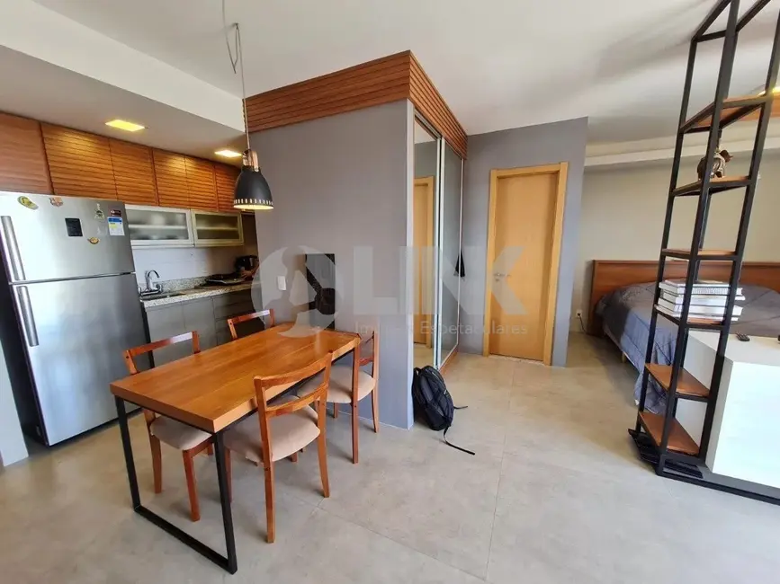 Apartamento com 1 quarto à venda, 45m2 em Petrópolis, Porto Alegre - RS - imagem 3 Foto 3 de Apartamento com 1 quarto à venda, 45m2 em Petrópolis, Porto Alegre - RS