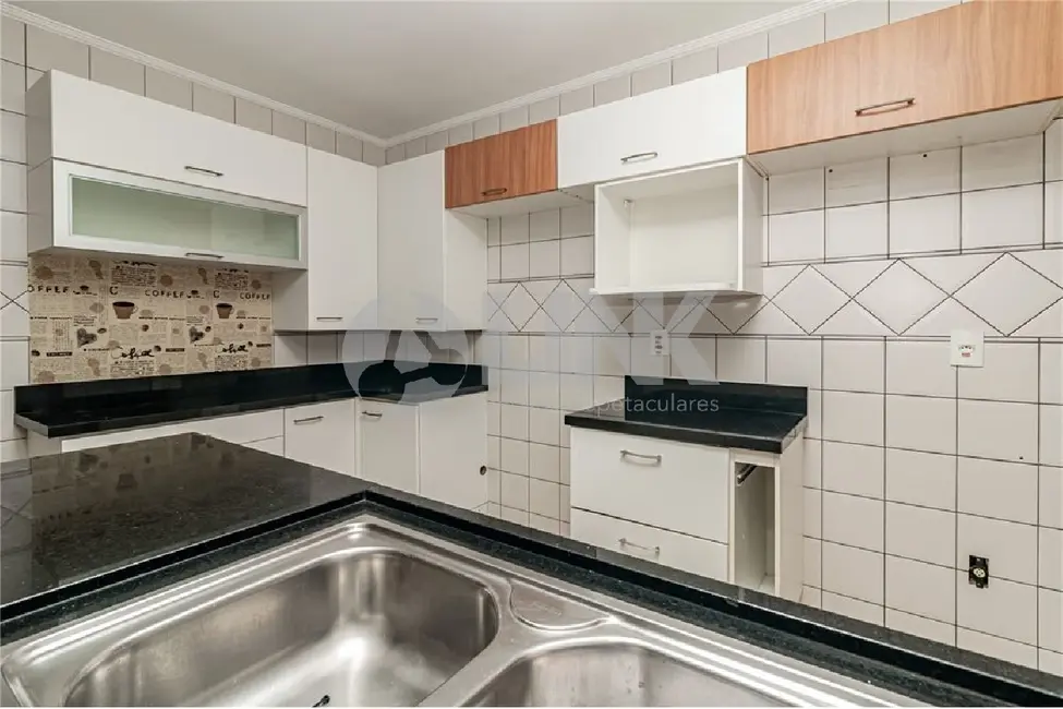 Foto 6 de Apartamento com 2 quartos à venda, 74m2 em Jardim Itu, Porto Alegre - RS