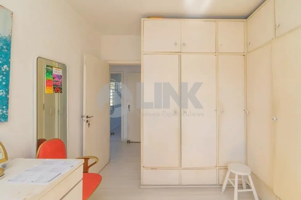 Casa com 5 quartos à venda, 499m2 em Três Figueiras, Porto Alegre - RS - imagem 6 Foto 6 de Casa com 5 quartos à venda, 499m2 em Três Figueiras, Porto Alegre - RS