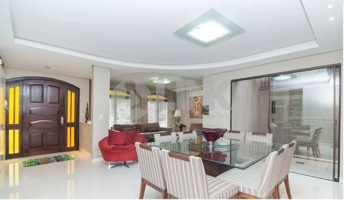 Casa com 5 quartos à venda, 294m2 em Jardim Botânico, Porto Alegre - RS - imagem 3 Foto 3 de Casa com 5 quartos à venda, 294m2 em Jardim Botânico, Porto Alegre - RS