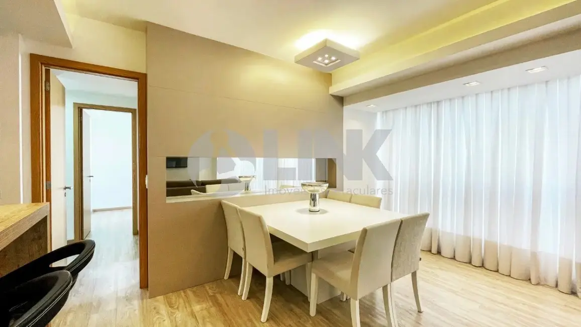 Foto 6 de Apartamento com 3 quartos à venda, 106m2 em Passo da Areia, Porto Alegre - RS