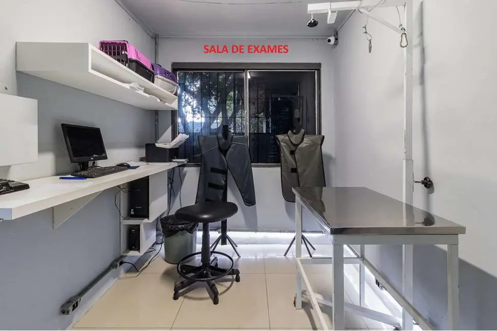 Foto 9 de Loja à venda, 300m2 em Vila Ipiranga, Porto Alegre - RS