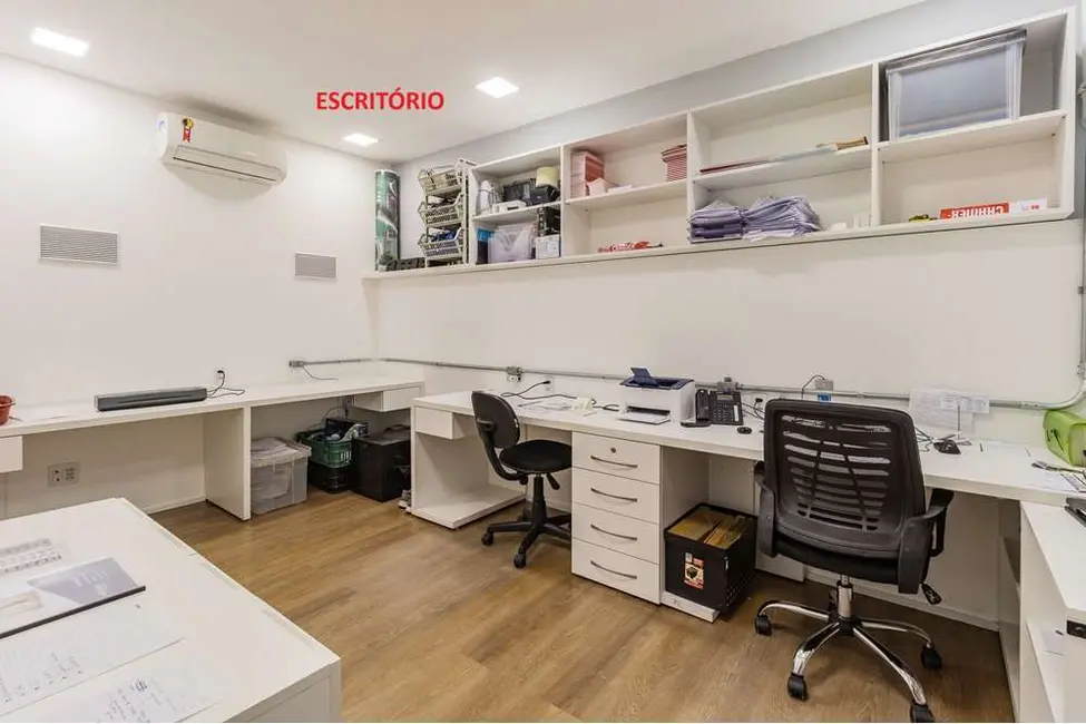 Foto 8 de Loja à venda, 300m2 em Vila Ipiranga, Porto Alegre - RS