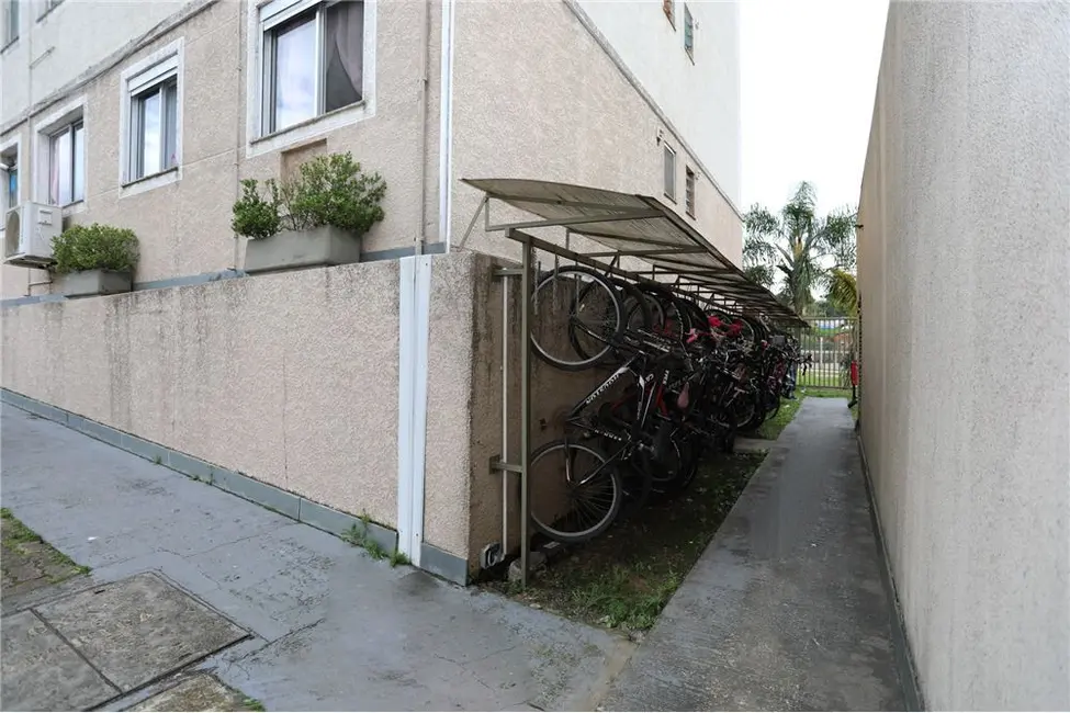 Apartamento com 2 quartos à venda, 71m2 em Porto Alegre - RS - imagem 5 Foto 5 de Apartamento com 2 quartos à venda, 71m2 em Porto Alegre - RS