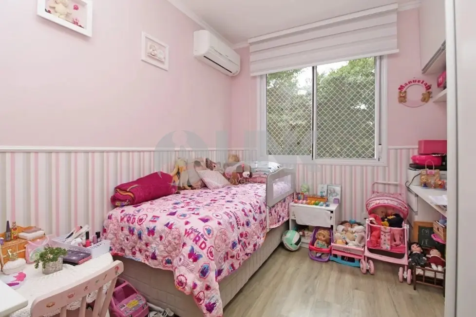 Foto 8 de Apartamento com 2 quartos à venda, 68m2 em Passo da Areia, Porto Alegre - RS