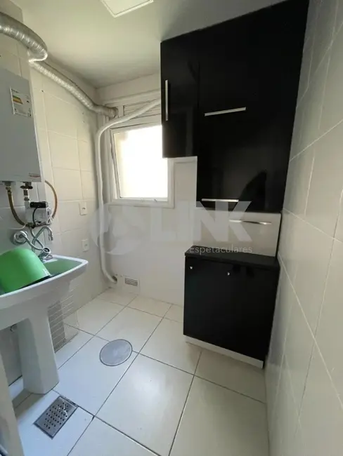 Foto 4 de Apartamento com 2 quartos à venda, 68m2 em Passo da Areia, Porto Alegre - RS