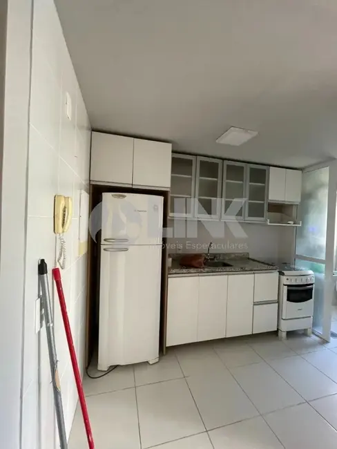 Foto 1 de Apartamento com 2 quartos à venda, 68m2 em Passo da Areia, Porto Alegre - RS