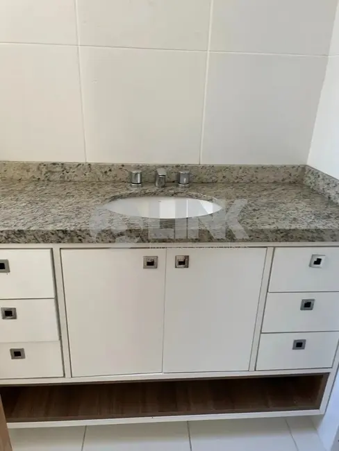 Foto 7 de Apartamento com 2 quartos à venda, 68m2 em Passo da Areia, Porto Alegre - RS