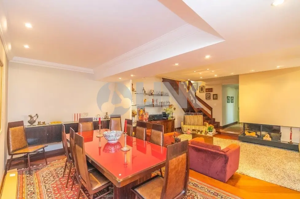 Apartamento com 4 quartos à venda, 413m2 em Bela Vista, Porto Alegre - RS - imagem 8 Foto 8 de Apartamento com 4 quartos à venda, 413m2 em Bela Vista, Porto Alegre - RS