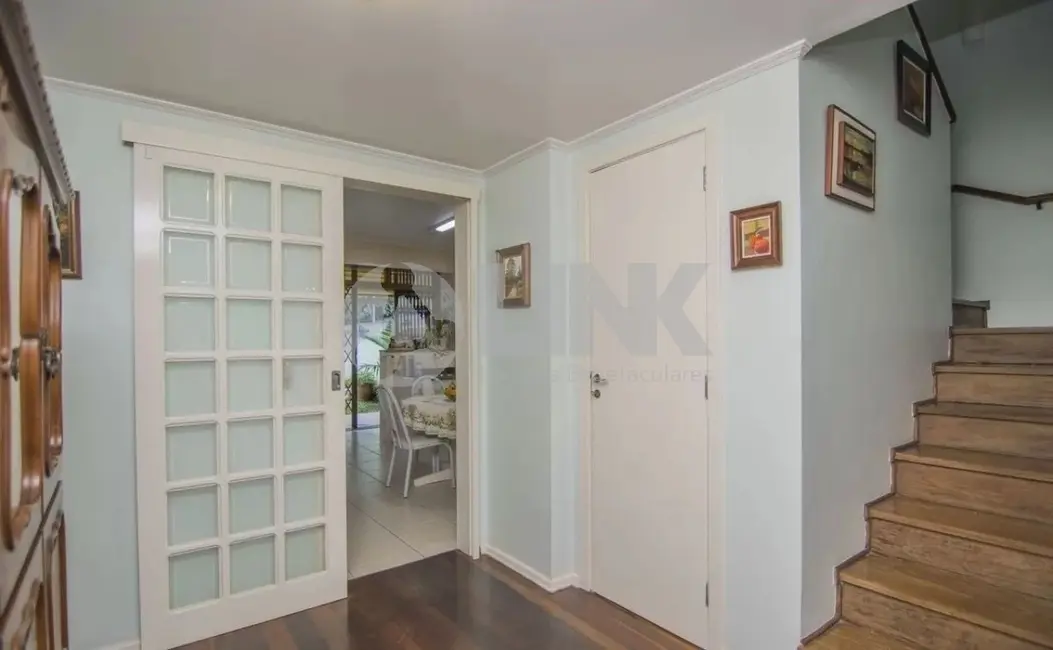 Casa com 3 quartos à venda, 350m2 em Boa Vista, Porto Alegre - RS - imagem 9 Foto 9 de Casa com 3 quartos à venda, 350m2 em Boa Vista, Porto Alegre - RS