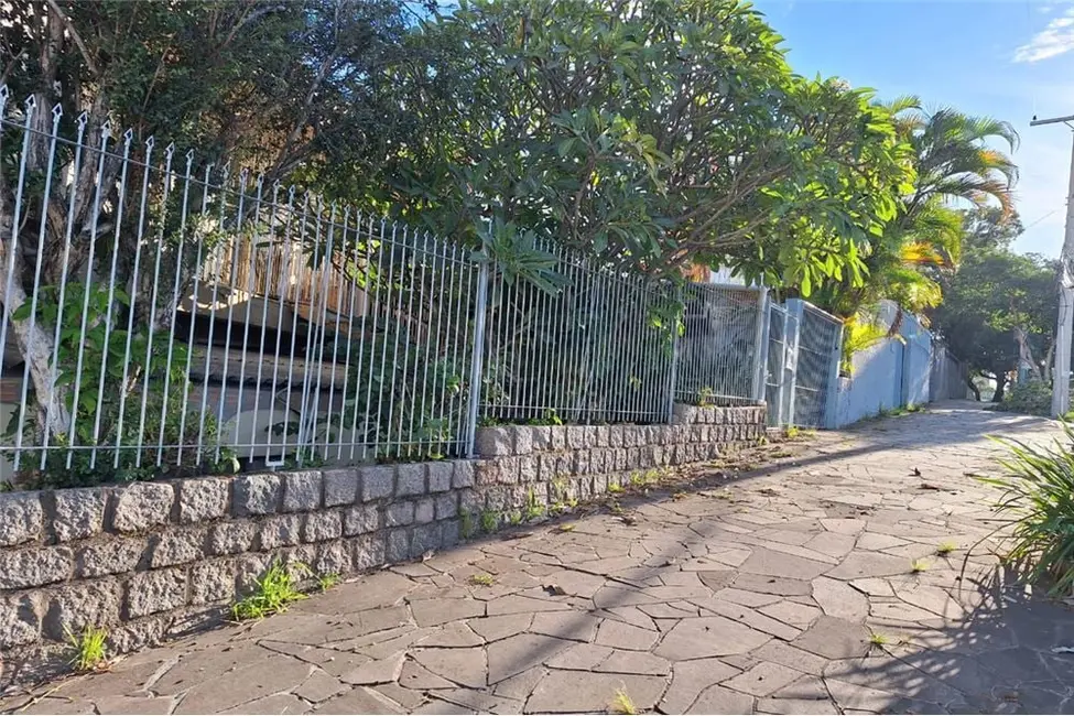 Foto 4 de Terreno / Lote à venda em Cristo Redentor, Porto Alegre - RS