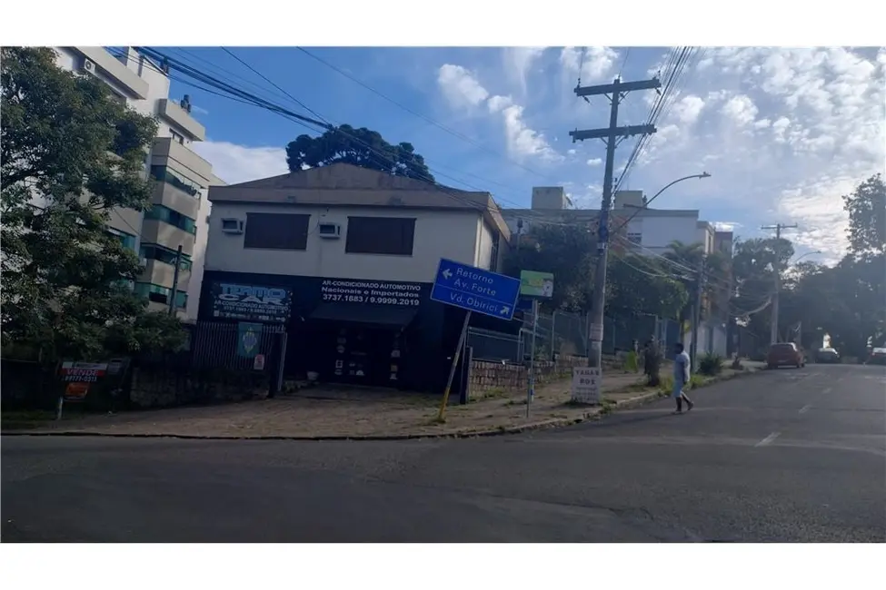 Foto 3 de Terreno / Lote à venda em Cristo Redentor, Porto Alegre - RS