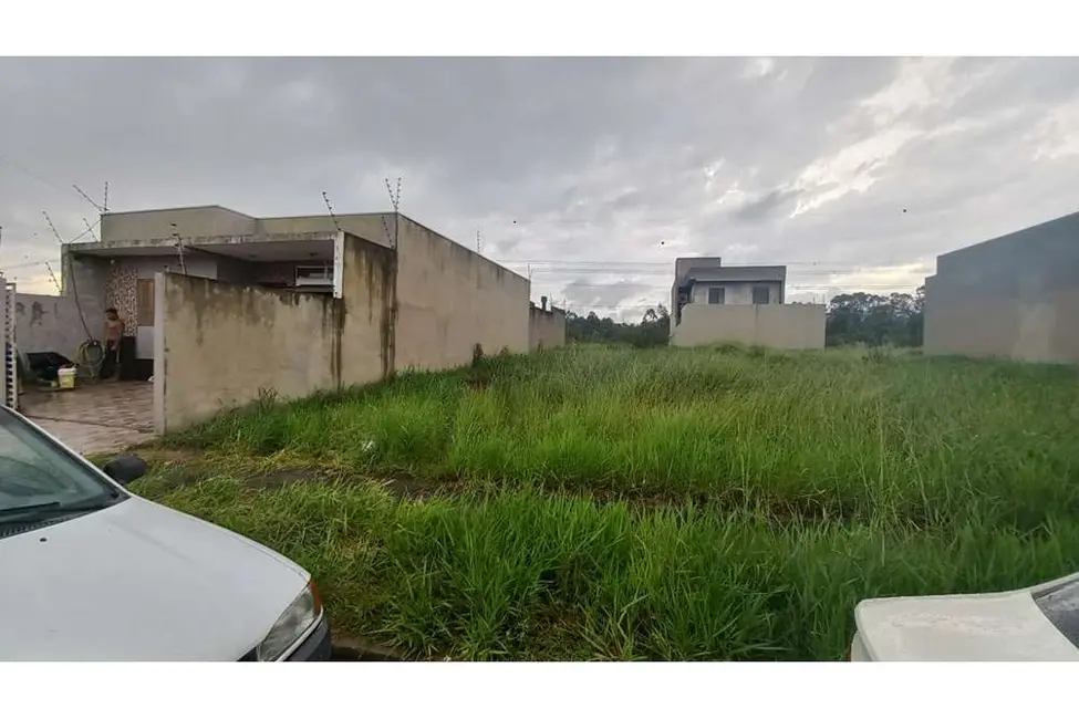 Foto 1 de Terreno / Lote à venda em Brigadeira, Canoas - RS