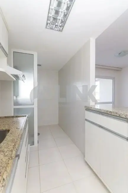 Foto 6 de Apartamento com 2 quartos à venda, 70m2 em Passo da Areia, Porto Alegre - RS