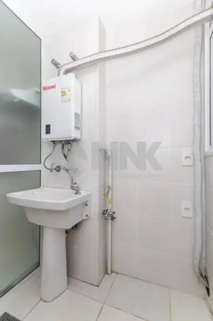 Foto 9 de Apartamento com 2 quartos à venda, 70m2 em Passo da Areia, Porto Alegre - RS