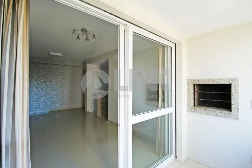 Apartamento com 3 quartos à venda, 82m2 em Passo da Areia, Porto Alegre - RS - imagem 4 Foto 4 de Apartamento com 3 quartos à venda, 82m2 em Passo da Areia, Porto Alegre - RS