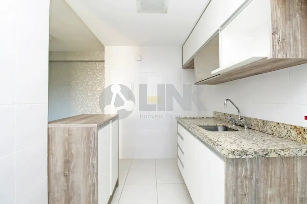 Apartamento com 3 quartos à venda, 82m2 em Passo da Areia, Porto Alegre - RS - imagem 6 Foto 6 de Apartamento com 3 quartos à venda, 82m2 em Passo da Areia, Porto Alegre - RS
